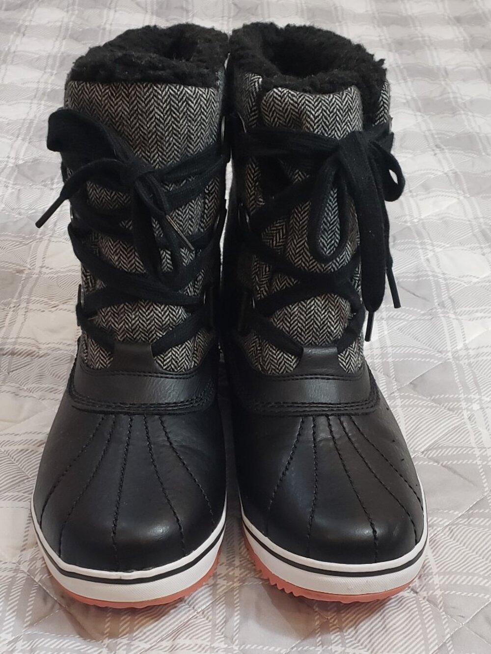 JBU Women's Brenda Weather snow boots Size 9M